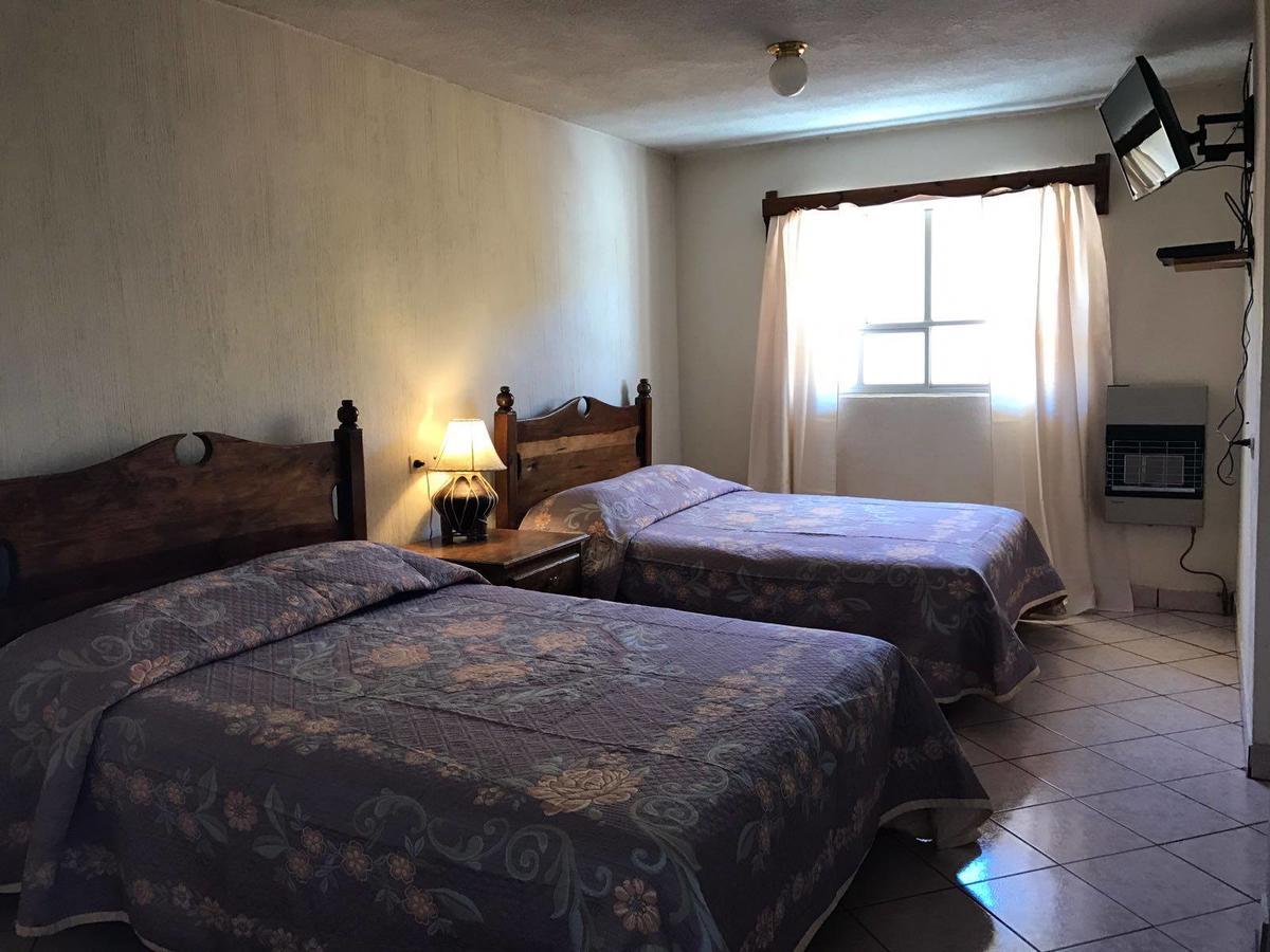 Hotel Puesta Del Sol Creel Bagian luar foto